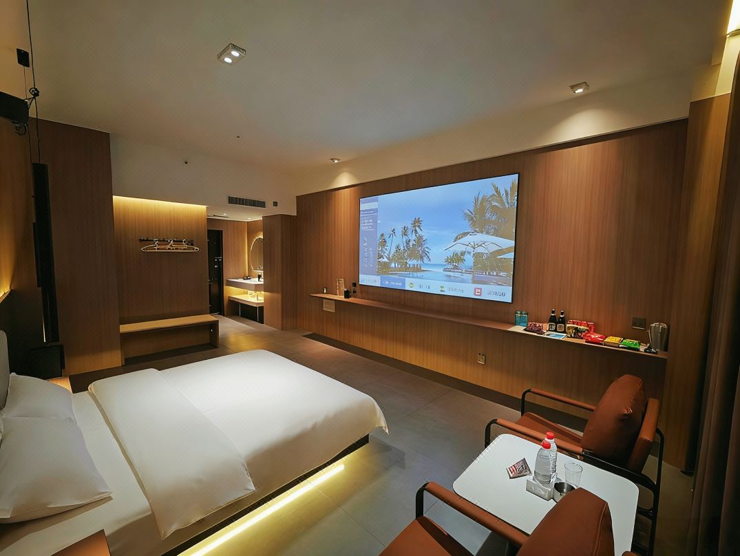 Lezhi Homestay (Baoding East Railway Station He Da New District Store)