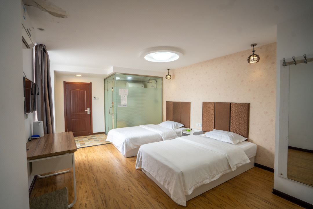 Liangxing Fashion Hotel
