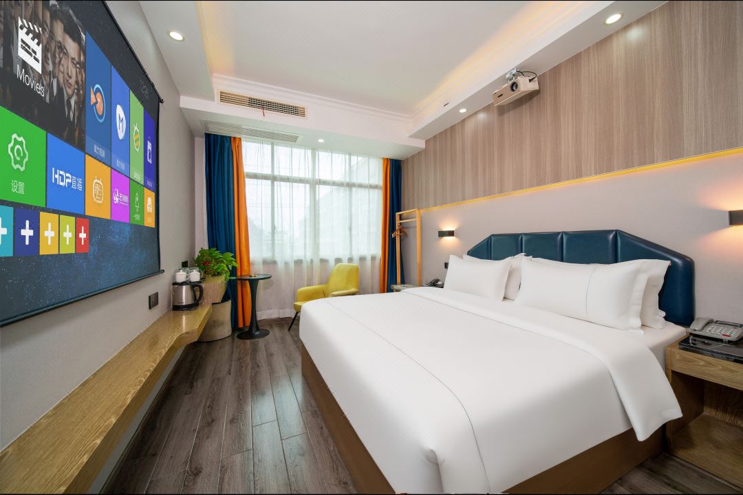 Yiyang Fenglin Evening  Hotel