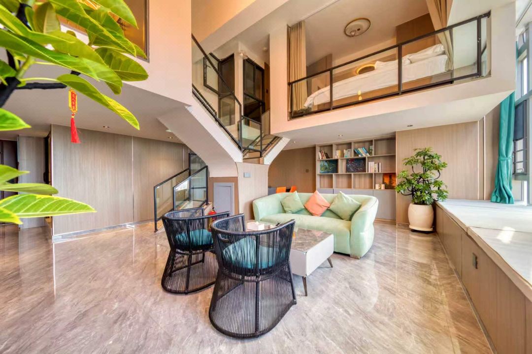 Huacheng · Guiyu Vacation Apartment (Kunming South Station Tuofeng Street Subway Station)