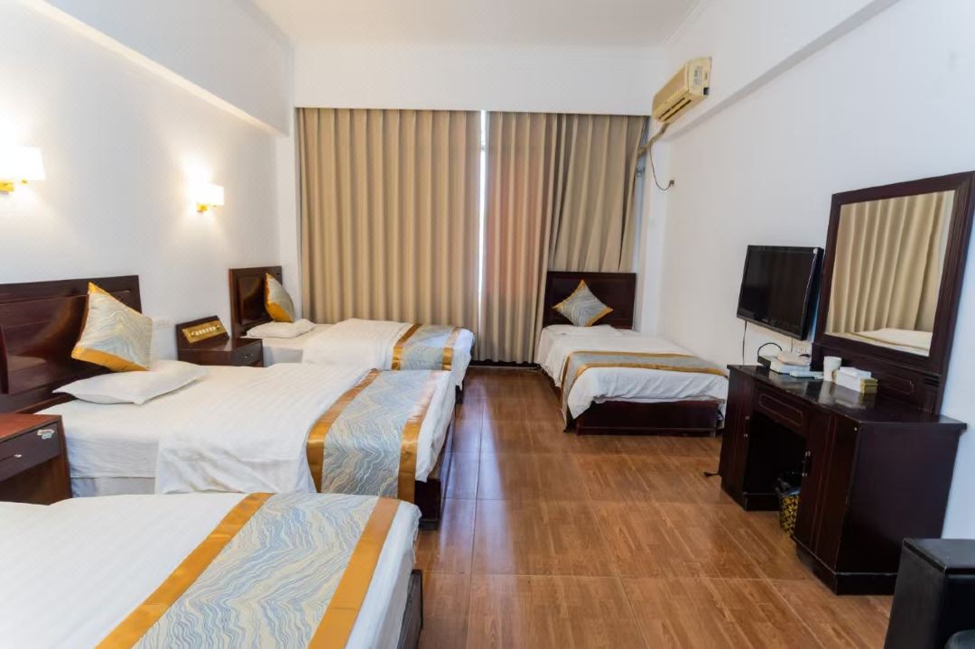 Xibolun Hotel