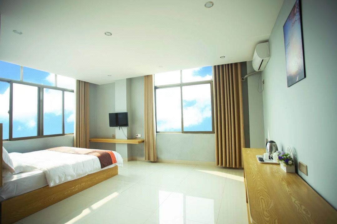 Jingtu Hotel (Haikou Meilan Airport store)