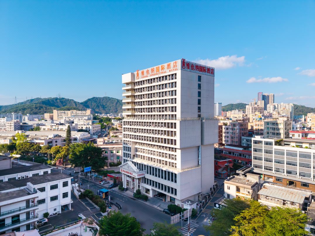Vienna International Hotel (Shenzhen  Shiyan Shangwu Subway Station Branch)