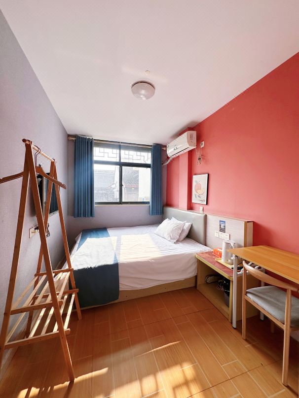 Suzhou Teachers Hotel (Guanqian Pingjiang Road)