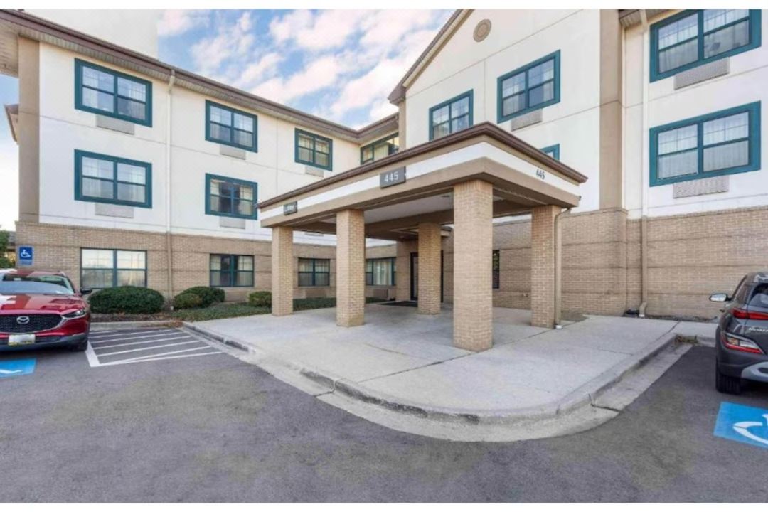 Motel 6 Suites Chicago Lisle IL