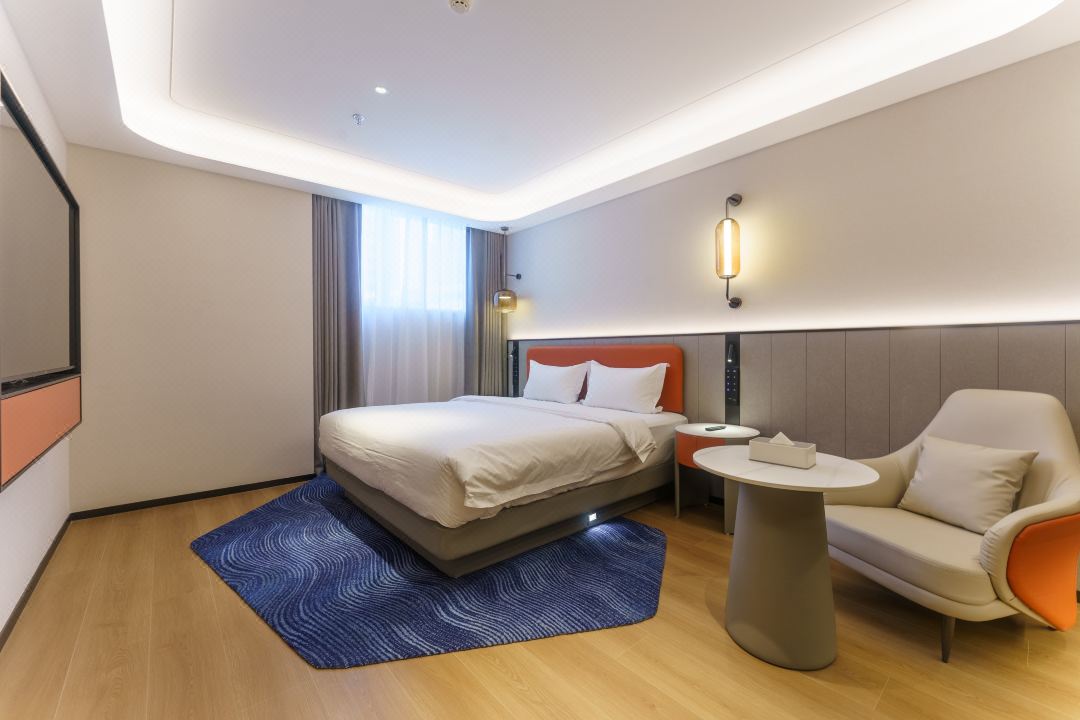 NOVARE Snail · Nuo Jing Hotel (Dalian Zhongshan Square)