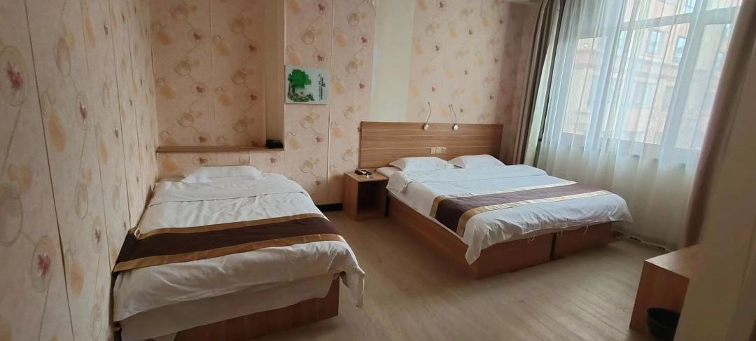Dingshun Fashion Hotel
