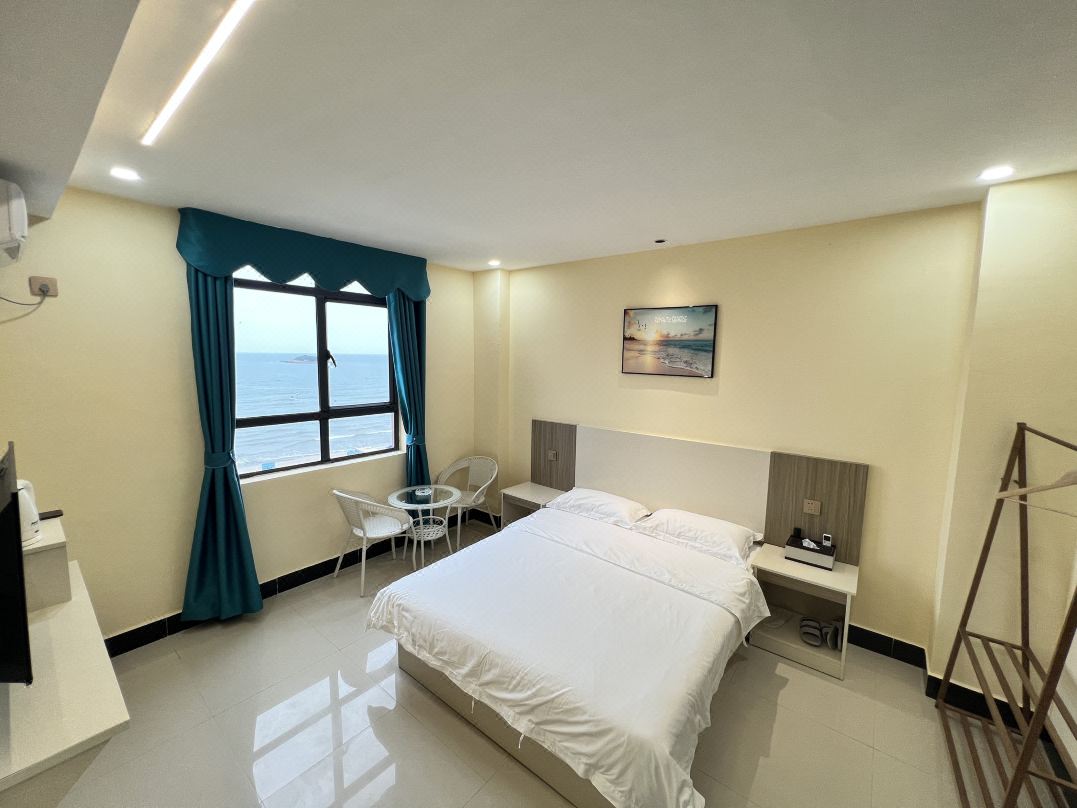 Huidong Yuefeng Hotel