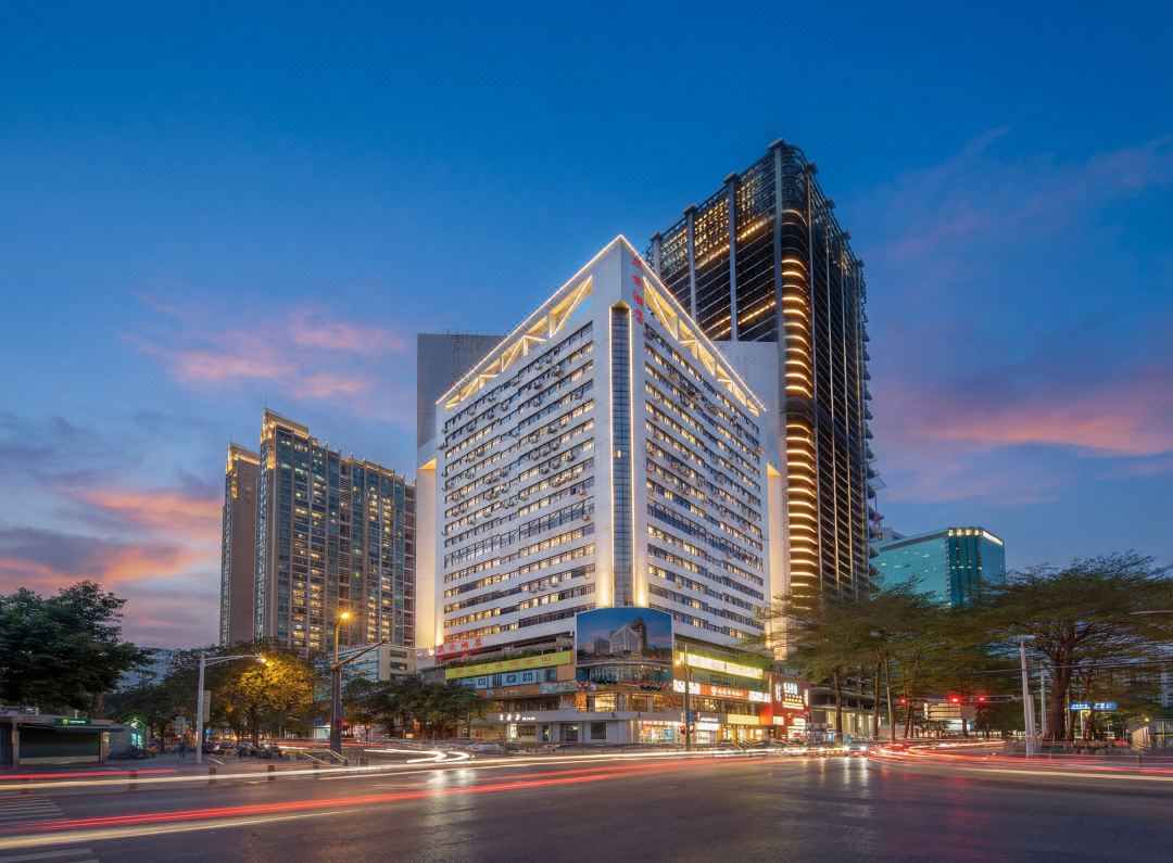 Qing'an Hotel (Shenzhen Luohu Port Guomao Subway Station)