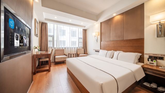 Pengcheng Shengming Hotel (Pengzhou Longxing Temple Pengzhou High-speed Railway Station)