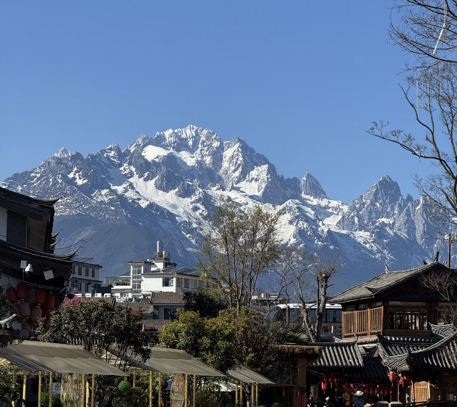 Yingxue Inn (Lijiang Ancient City North Gate Sifang Street Branch)