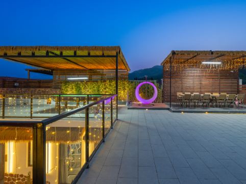 Yijing Courtyard - Tap to explore photos