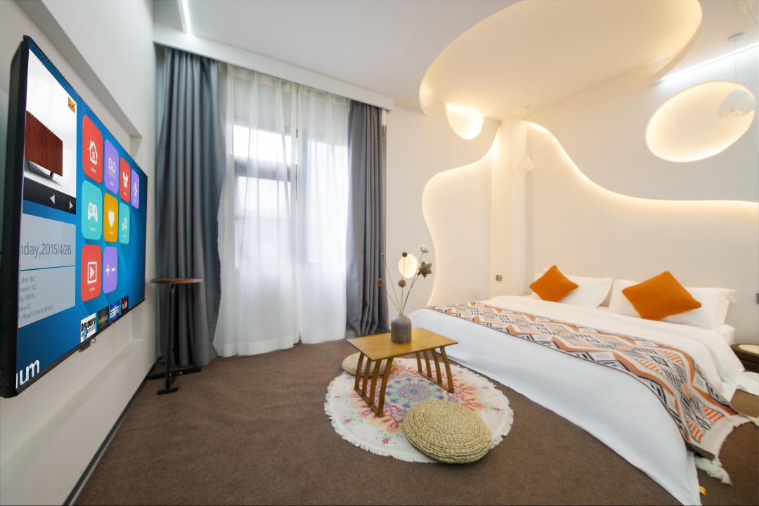 Baicheng Hotel