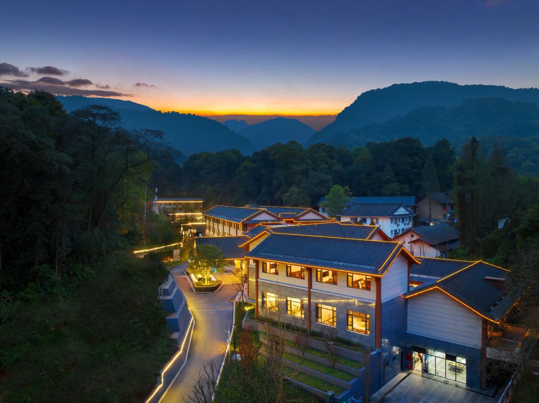 Xiongxiu Hot Spring Hotel Emeishan