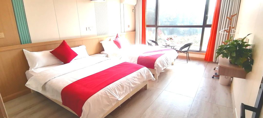 Hengyang County Nanyue Binyi Business Grand Hotel