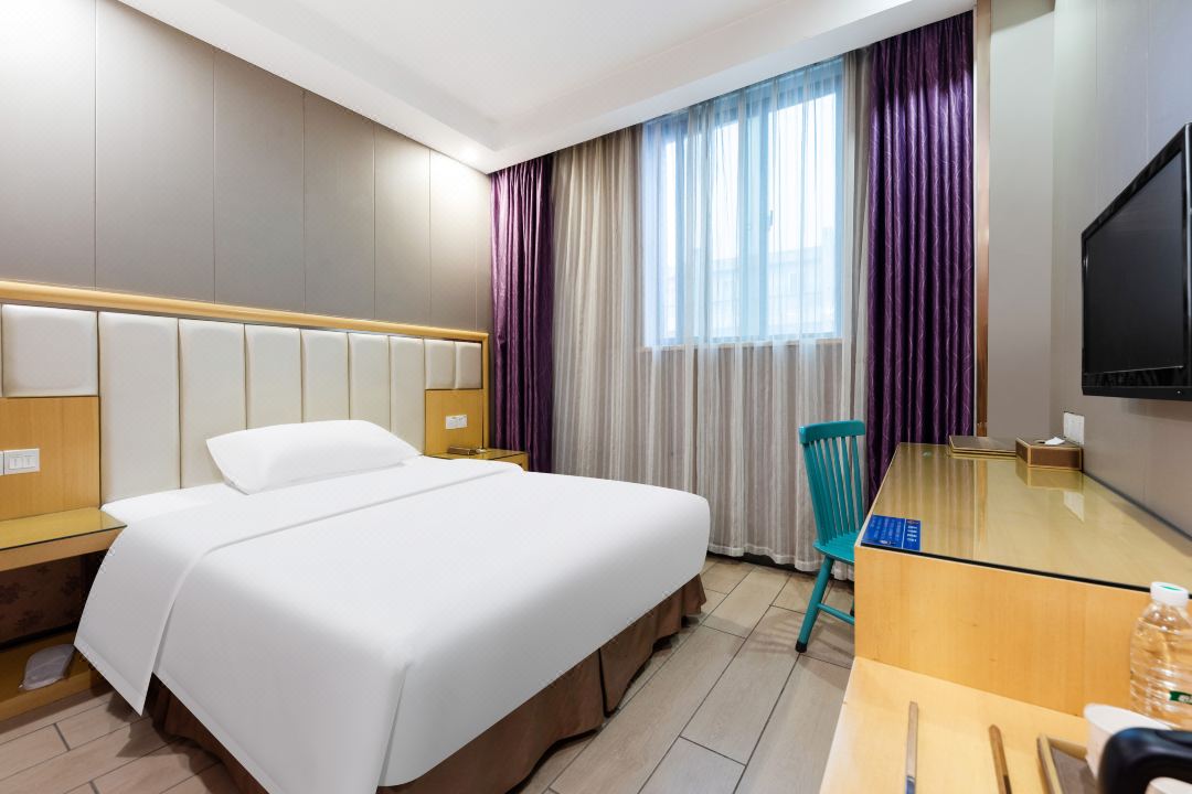Venetian Hotel (Wuhan East Station)