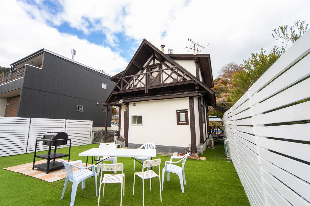 Awaji Seaside Log House
