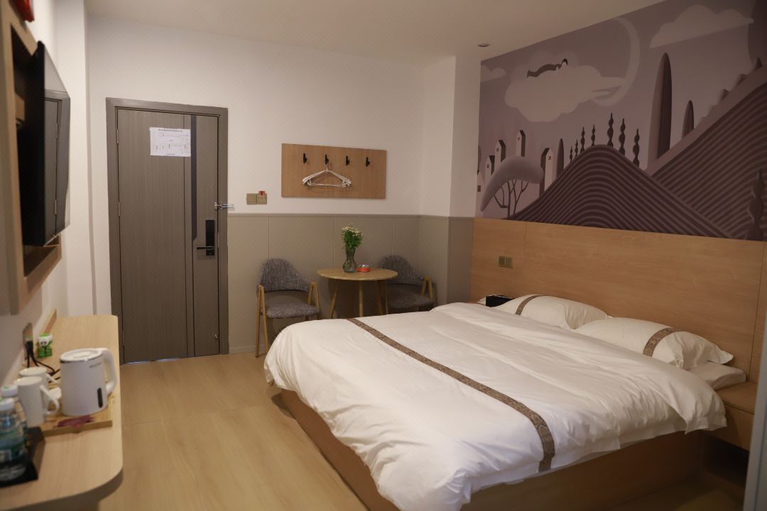 Ganzhou Qianyou Express Hotel (Nanmenkou Branch)
