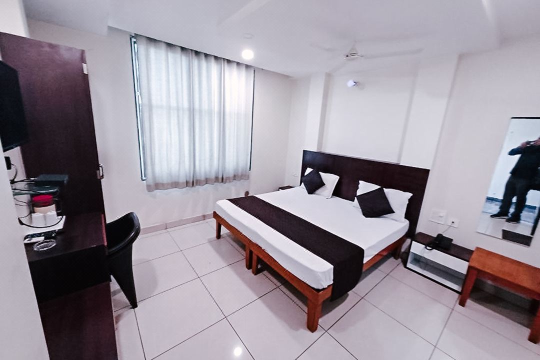 Hotel Rashika Palace Near Sindhi Camp Bus Stand, Jaipur
