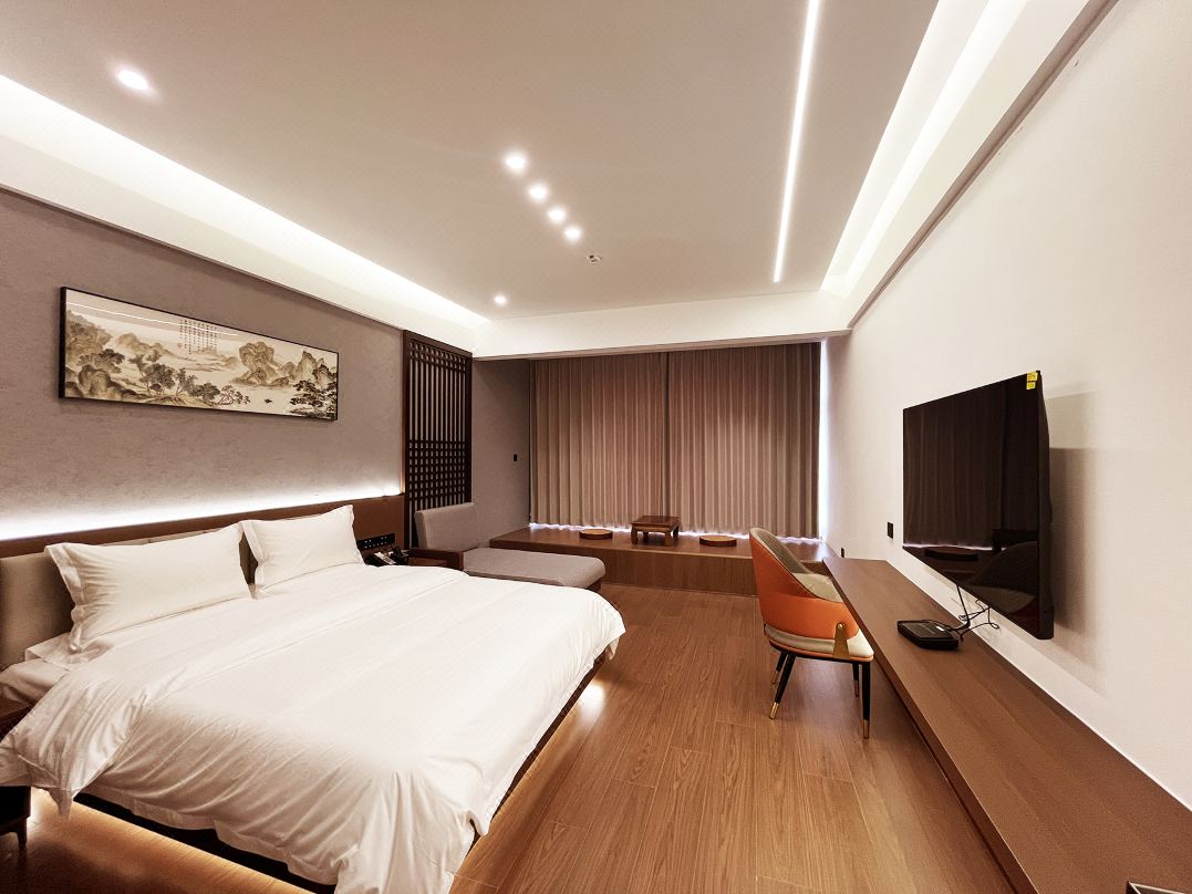 Such as Aoyama Resort Hotel