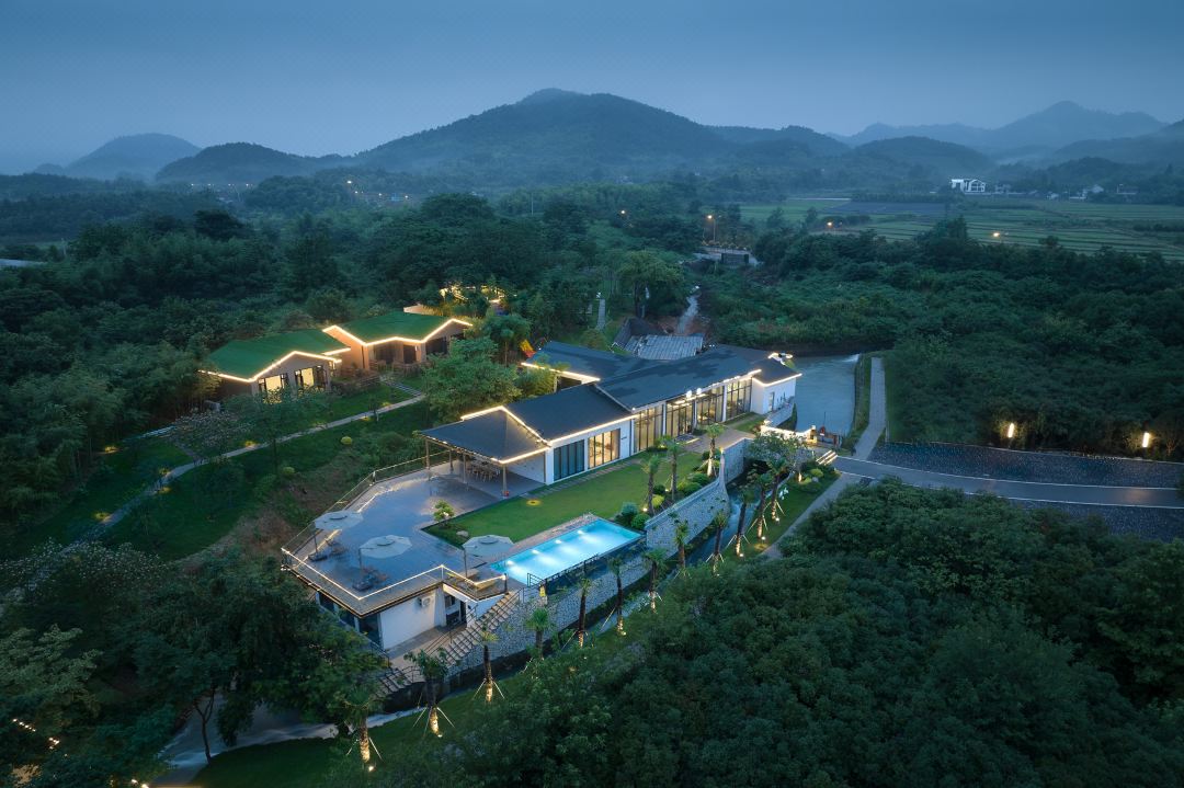Anji Shanli Peninsula Waterfront Homestay (Near Happy Storm Water Park)