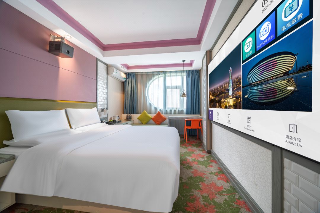 Qingfeng Bailu Hotel (Zhengzhou Chengdong Road Confucian Temple Subway Station)