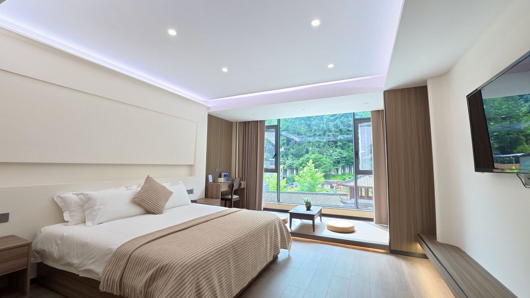 Wolong Valley Xiangjian Homestay