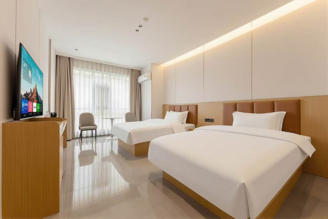 Panzhou Yinduo Smart Hotel (Xingkai Garden)