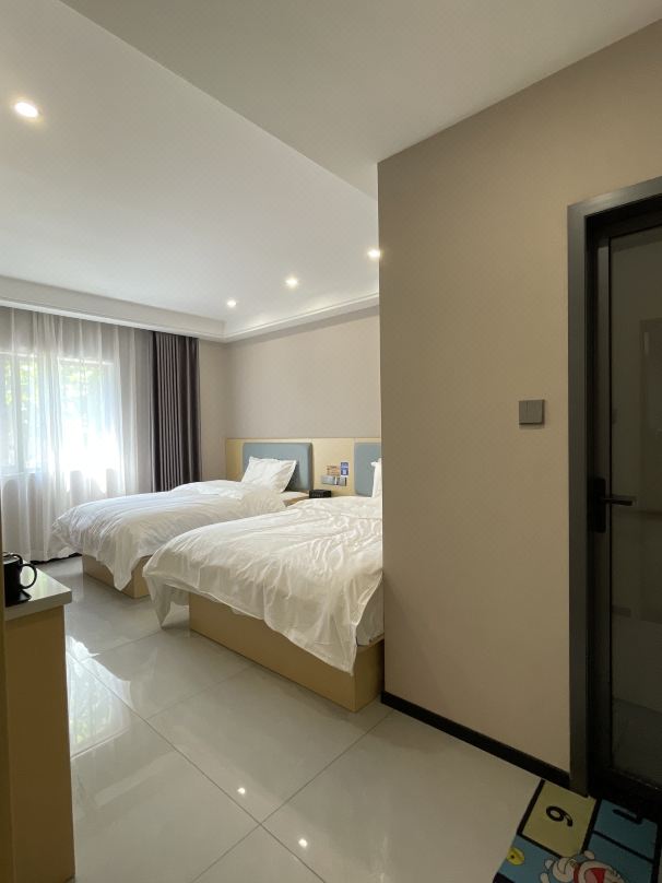 Xi'an Fangxing Hotel (Aotai Square Gwanghwamun Subway Station)