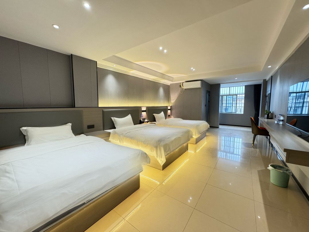 Qingfeng Business Apartment (Zhongshan Gaoping)