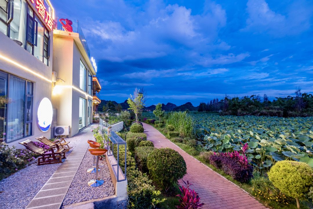 Puzhehei Shanhe Lakeview Boutique Hotel (Puzhehei Scenic Area)