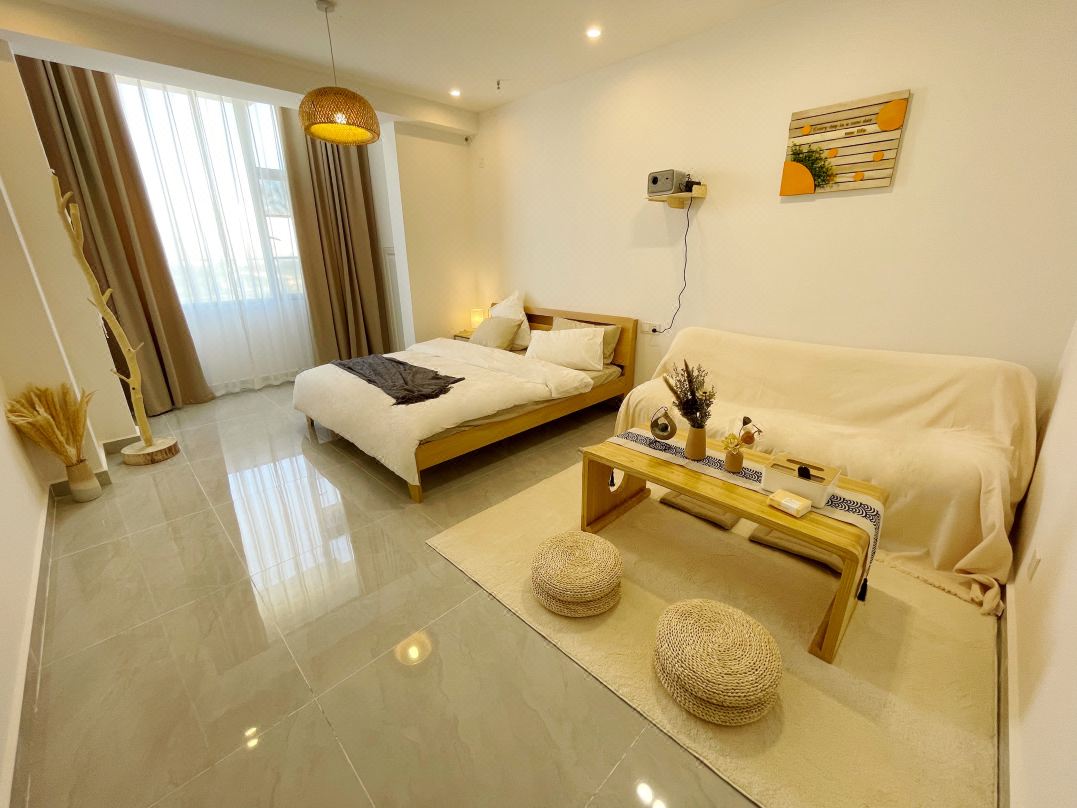 Slow  Projection Homestay (Kunming South High-speed Railway Station Tuofeng Street Subway Station)