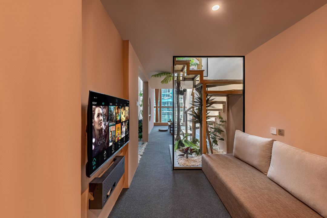 Wuyin Liangju Hotel (Kunming South High-Speed Railway Station Colorful Yunnan The First City)