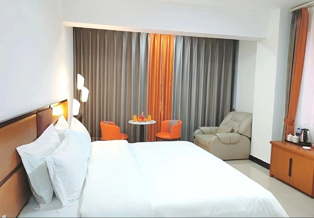 Dali Yaqi Holiday Hotel