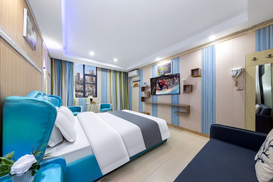 Yimi Hotel (Pazhou Exhibition Datang Subway Station)