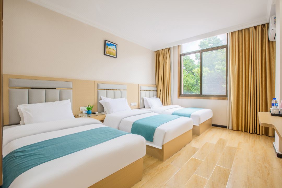Chuxiong Jinhao Hotel