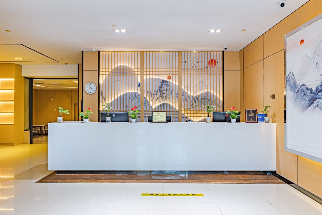 Homeinn Ripple Yun Hotel (Nanjing Xiaozhuang Subway Station)