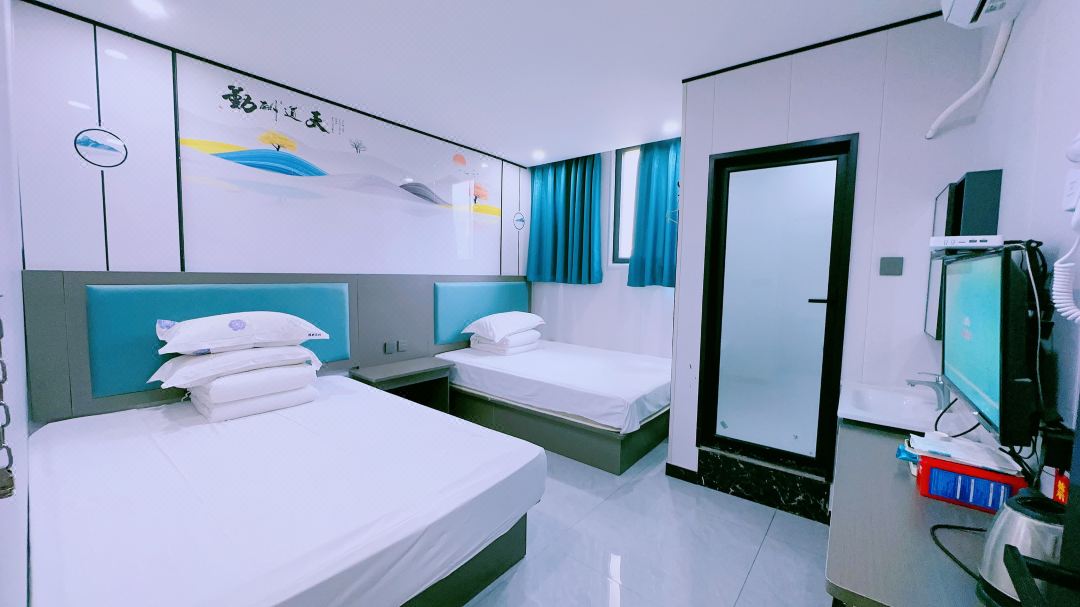 Shunxin Hotel (Zhengzhou Recovery Middle Street Maternity and Child Health Hospital)