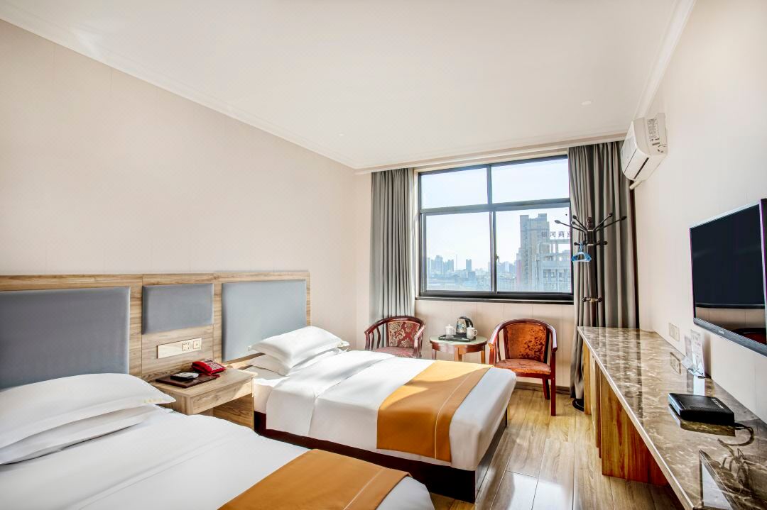 Jinding Hotel