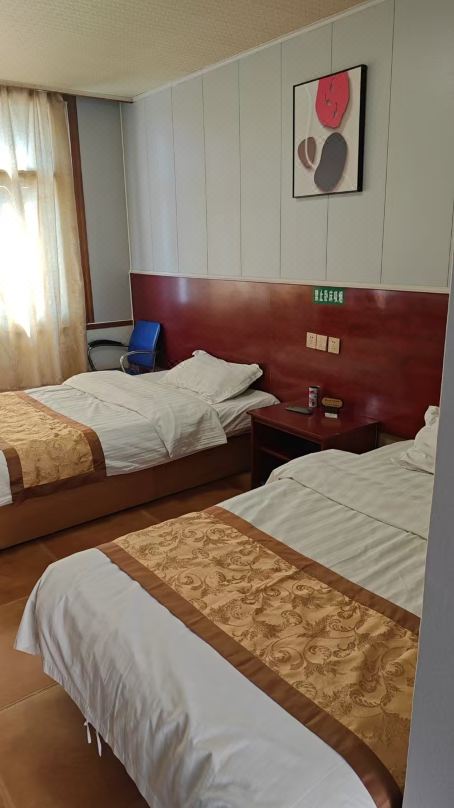 Mengyin Dongsheng Hotel