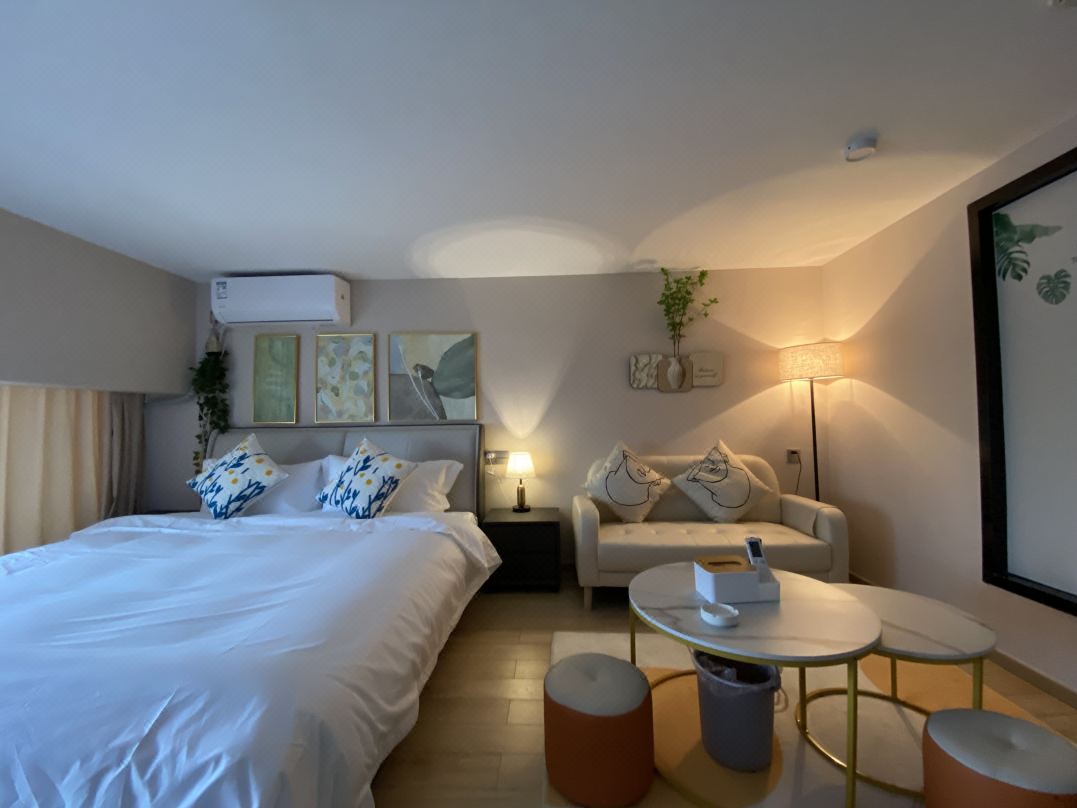 Huaming Apartment