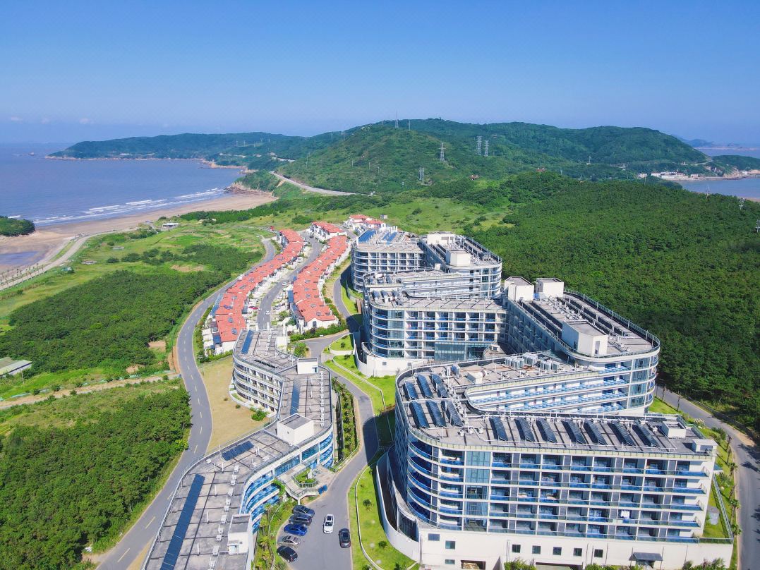 Spring breeze hotel