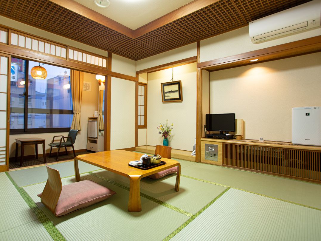 道頓堀川畔 かねよし旅館