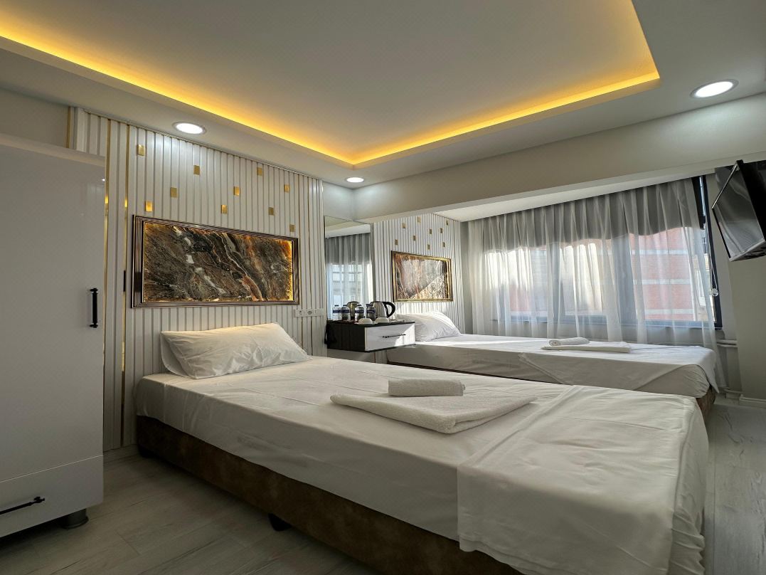 Asıl Kosova Hotel