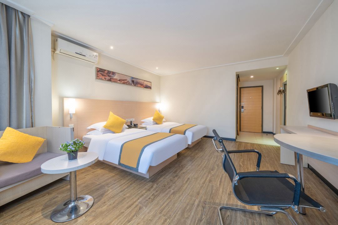 Pinshang Convenient Hotel
