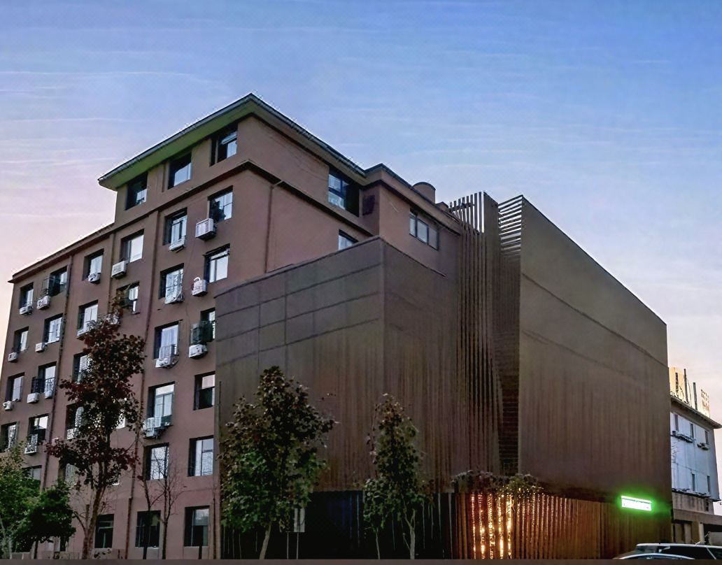 Rujia Huayi Selected Hotel (Huayin Huashan Scenic Area Store)
