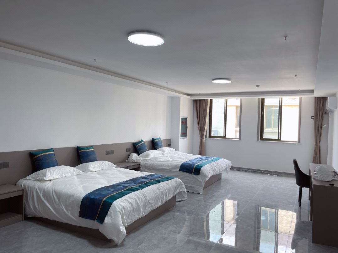 Weihai Xiyun Homestay (Weiqing First-Class Highway)