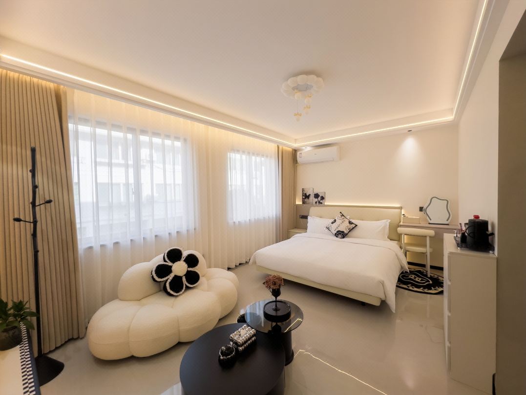 Yujian Apartment