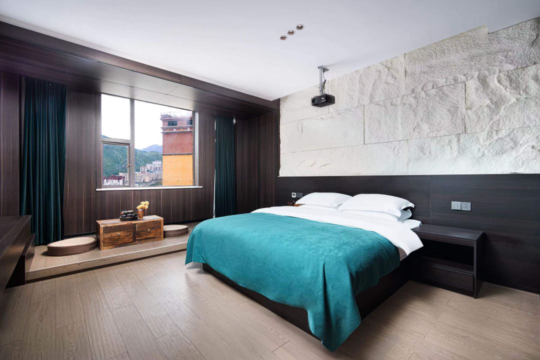 Kangding Kexiu Ambok Homestay (318 National Road)