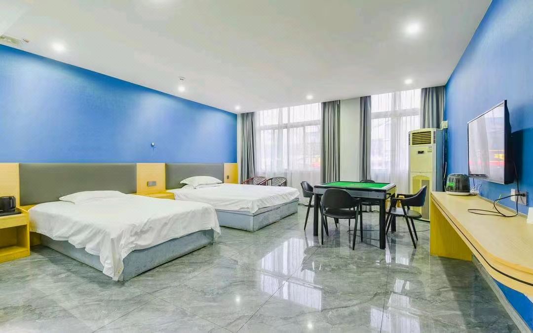 HU Smart Hotel (Nanyang Normal University)